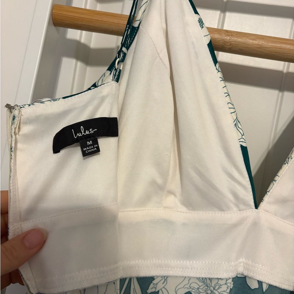 Lulu's Green and White Floral Maxi Dreas - Picture 3 of 4
